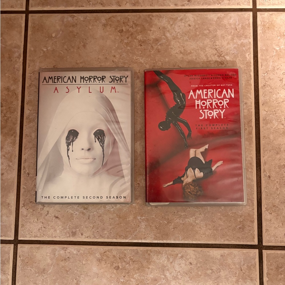 American Horror Story DVD set. 14$ or bundle 3 items for 30$